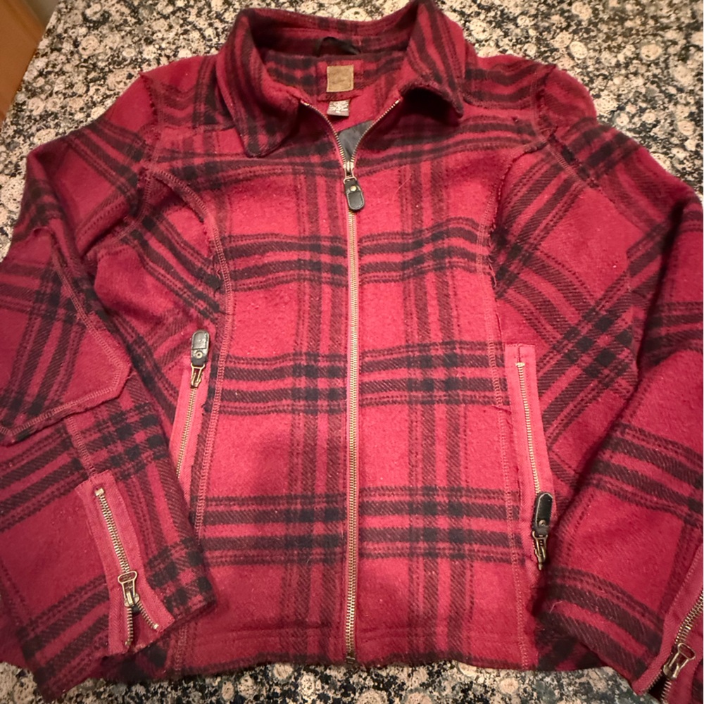 Red and Black Plaid wool blend (83%) lined Jacket by Ruff Hewn, XL